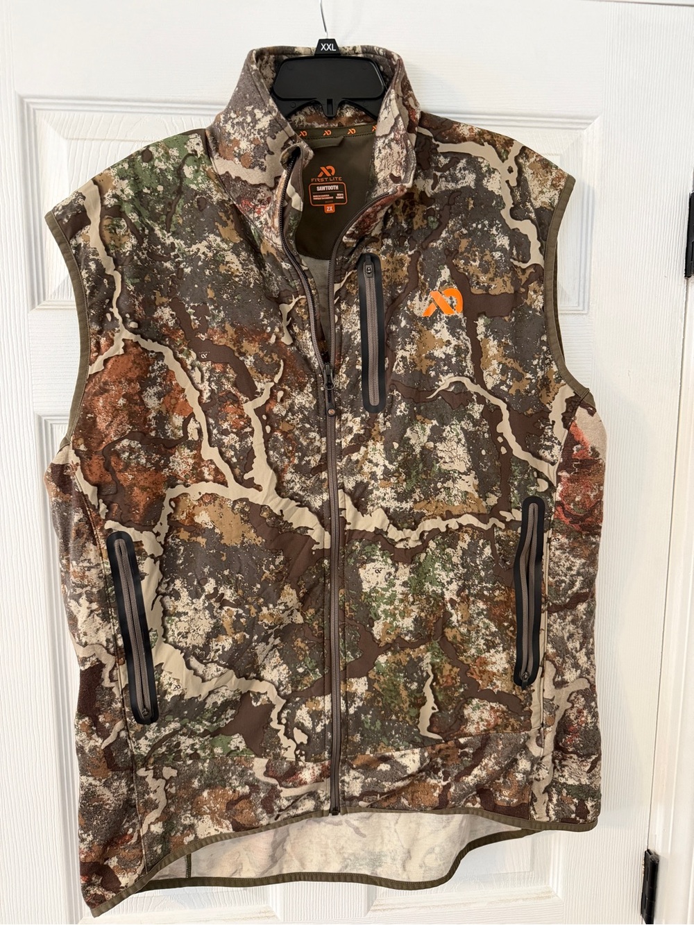 Men's First Lite Sawtooth, Specter Camouflage Hunting Vest - Brown/Green Camo